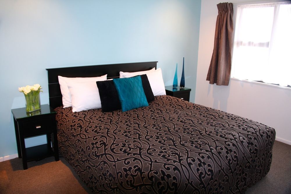 Motel Camelot On Ulster à Hamilton Extérieur photo